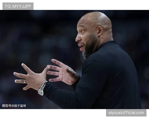 湖人队解雇主教练达尔文·哈姆，管理层声明寻求能优化球队进攻效率的新帅人选